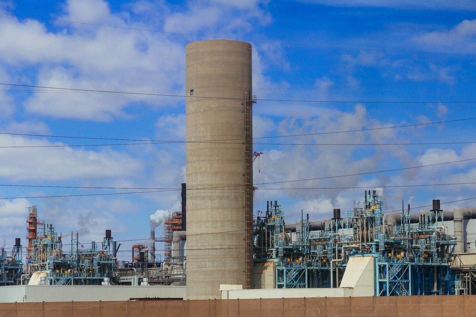 oil-and-gas-industry-refinery-at-twilight-factory-plant.jpg